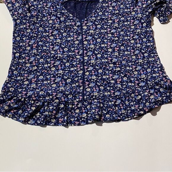 Lucky Brand Blue Ditsy Floral Short Sleeve Ruffled Hem Cotton Top Women's Size S - Picture 8 of 13